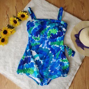 NWOT BEAUTIFUL WATERCOLOR FLORAL ONE PIECE SWIM DRESS SWIMSUIT